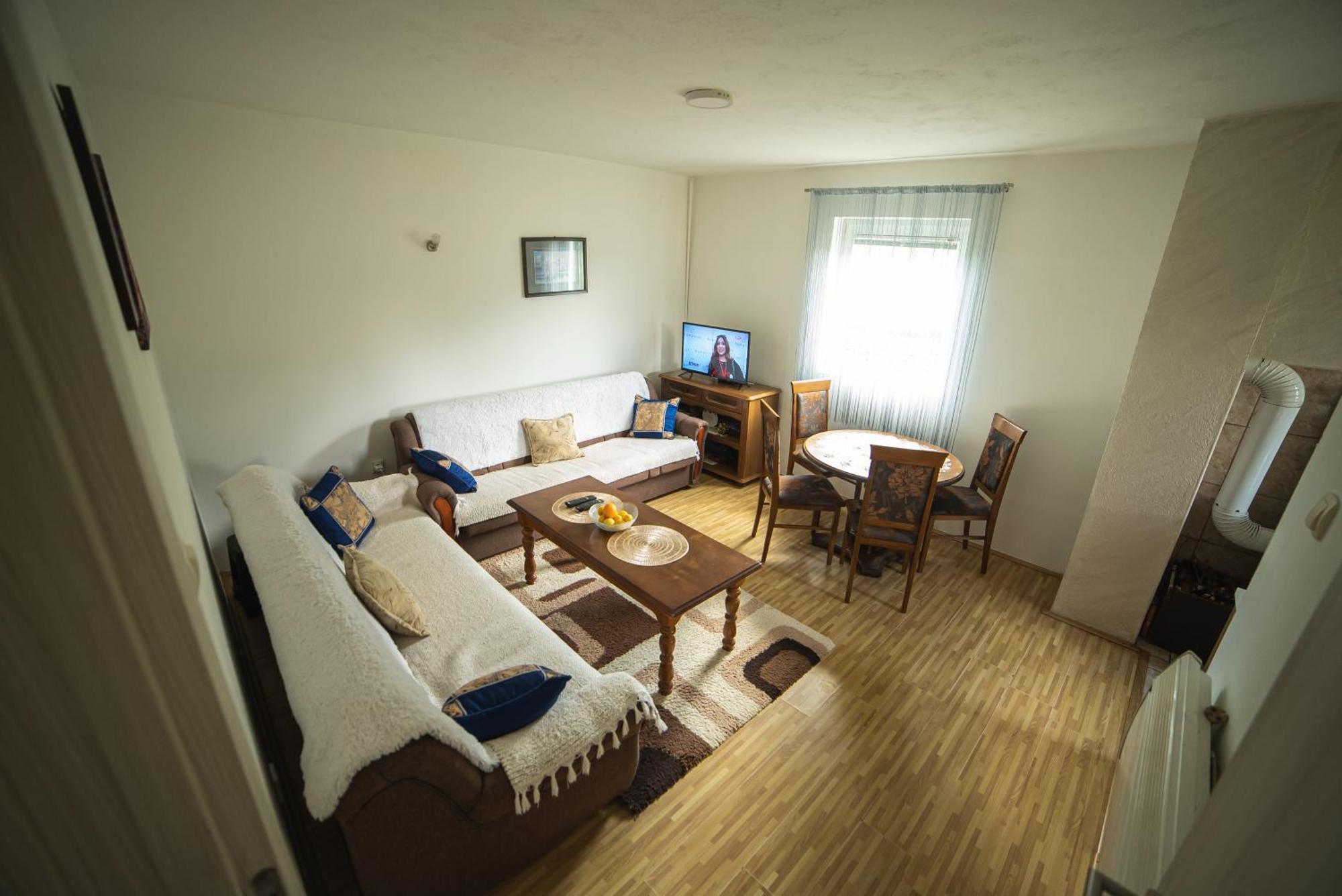 Guest House "Visnja" Žabljak Eksteriør billede