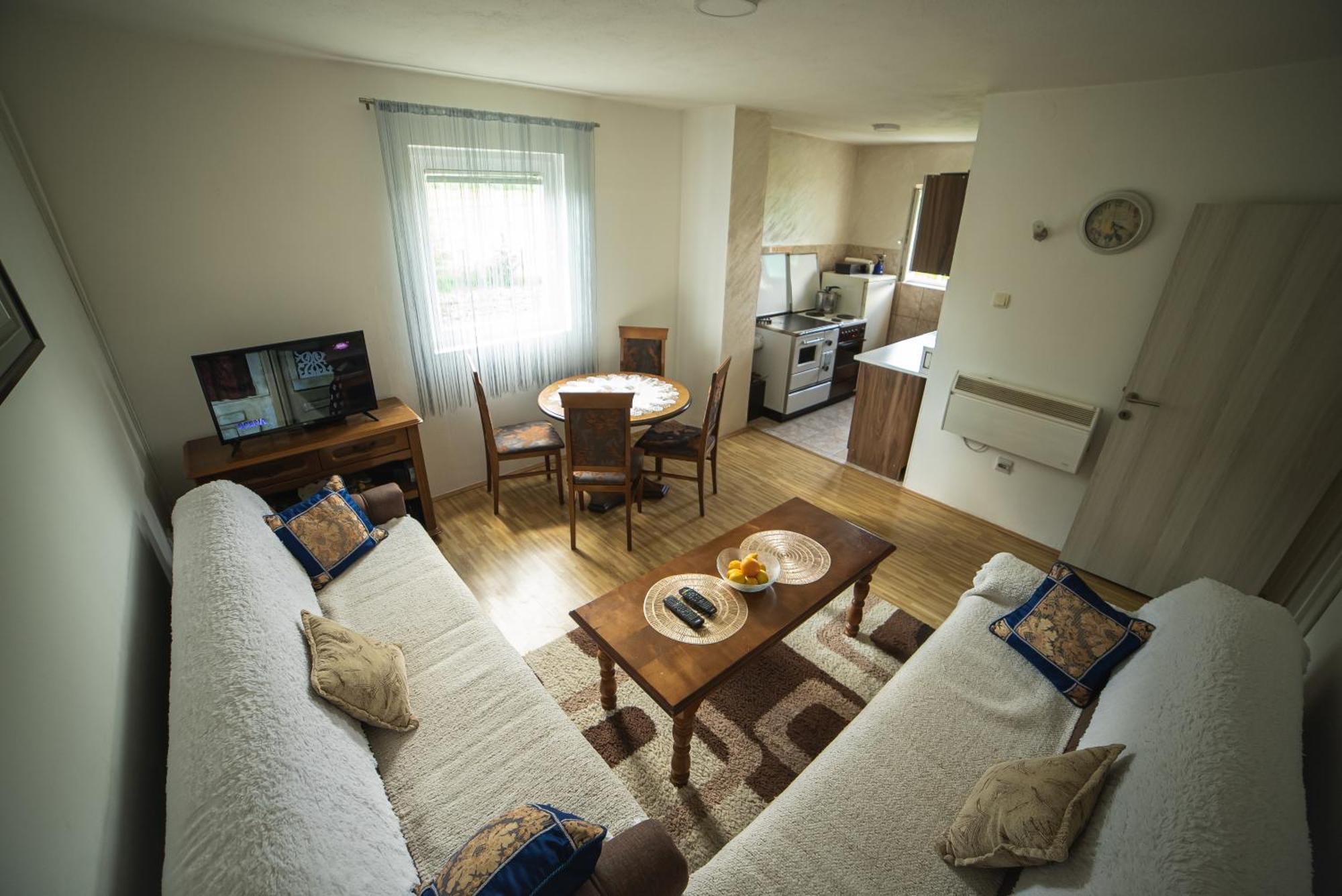 Guest House "Visnja" Žabljak Eksteriør billede